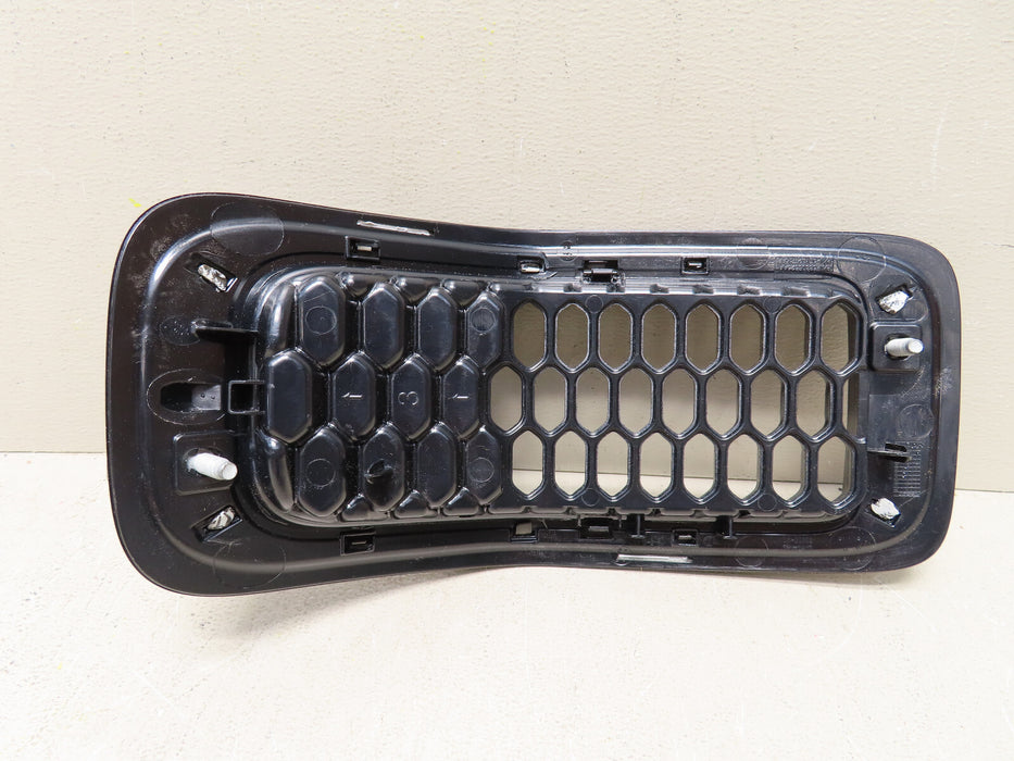 2014-2018 Jeep Cherokee OEM Front HOOD Grille Insert #3 68138335AA