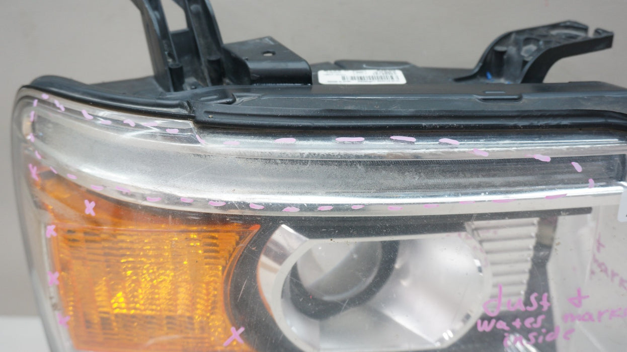 2014-2019 GMC SIERRA 1500 2500 3500 RIGHT SIDE HALOGEN HEADLIGHT OEM 23268191