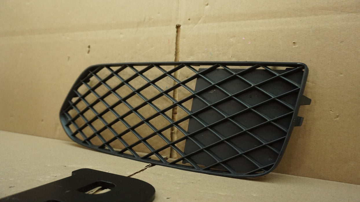 2017-2020 BENTLEY BENTAYGA FRONT BUMPER GRILLE GRILL OEM 36A 807 682 17 18 19 20