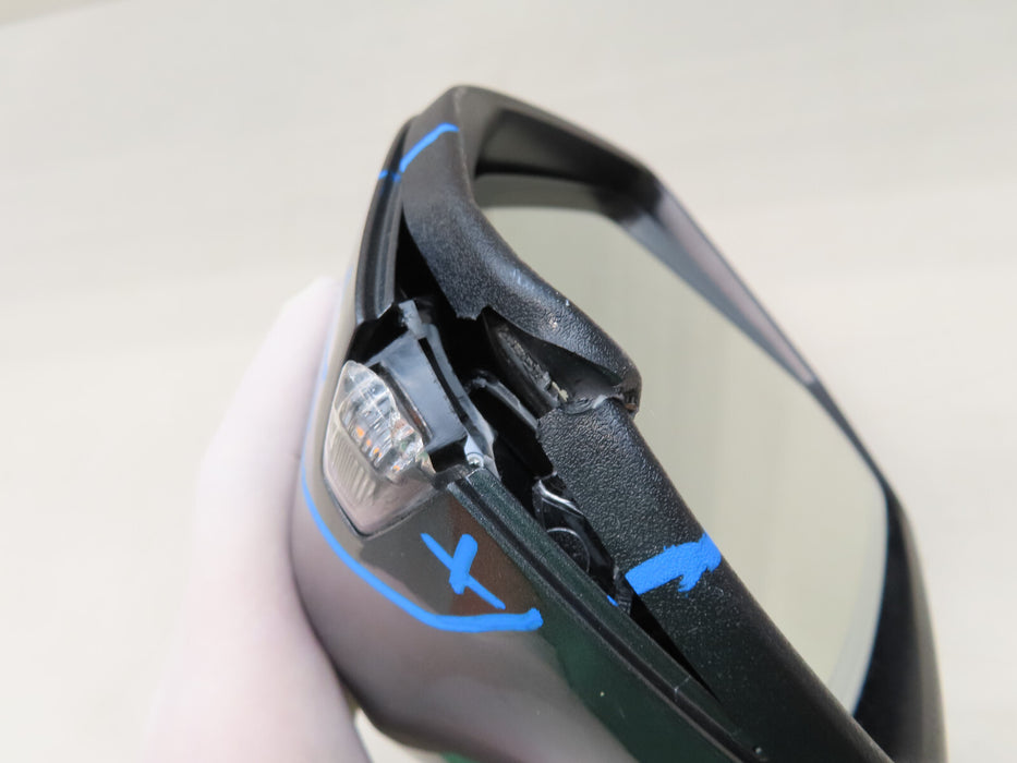 2021 2022 HYUNDAI PALISADE FRONT LEFT DRIVER SIDE MIRROR W/CAMERA OEM