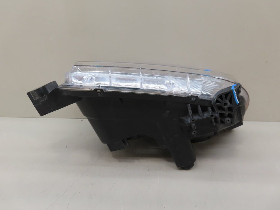 2007-2013 TOYOTA TUNDRA FRONT RIGHT PASSENGER HEADLIGHT HALOGEN OEM