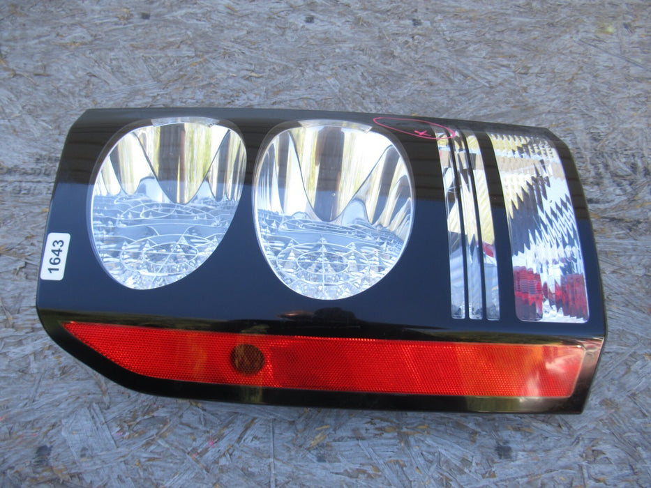 2014-2016 LAND ROVER DISCOVERY REAR LEFT DRIVER SIDE TAIL LIGHT LED LAMP OEM