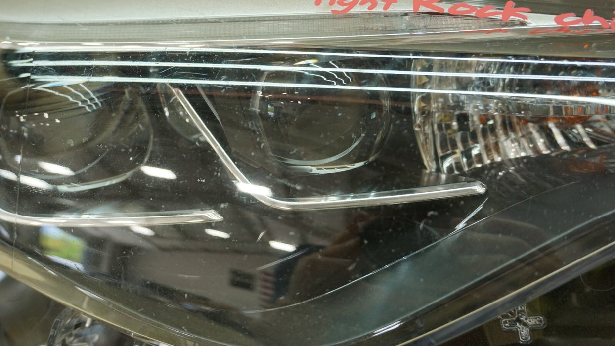 2017-2019 TOYOTA COROLLA FRONT RIGHT PASSENGER SIDE HEADLIGHT LED OEM