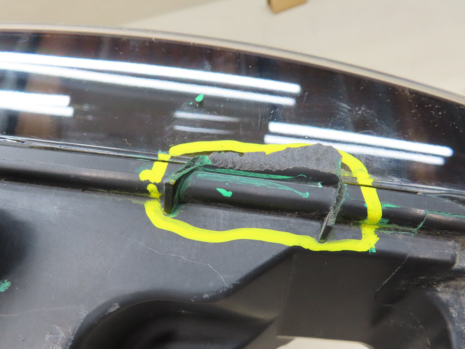 2022 2023 JEEP WAGONEER/GRAND WAGONEER FRONT RIGHT PASSENGER FOG LIGHT LED OEM