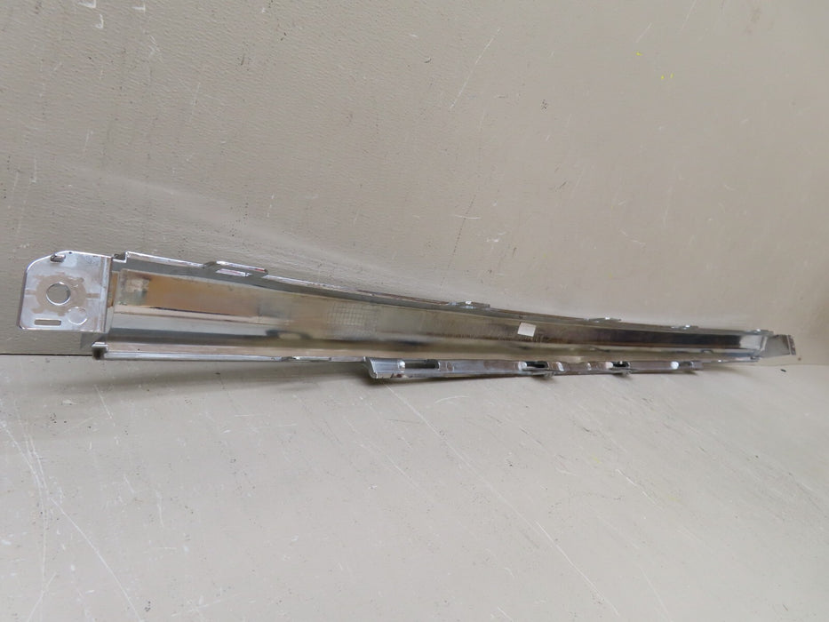 2021-2023 JEEP GRAND CHEROKEE L REAR CENTER BUMPER MOLDING TRIM OEM 6XP47SZ0AA