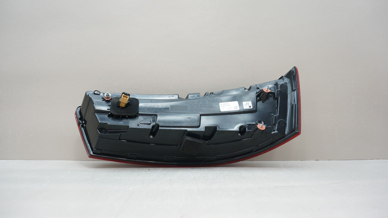 2017-2019 AUDI Q7 REAR LEFT DRIVER SIDE LED TAIL LIGHT OEM 4M0945093L