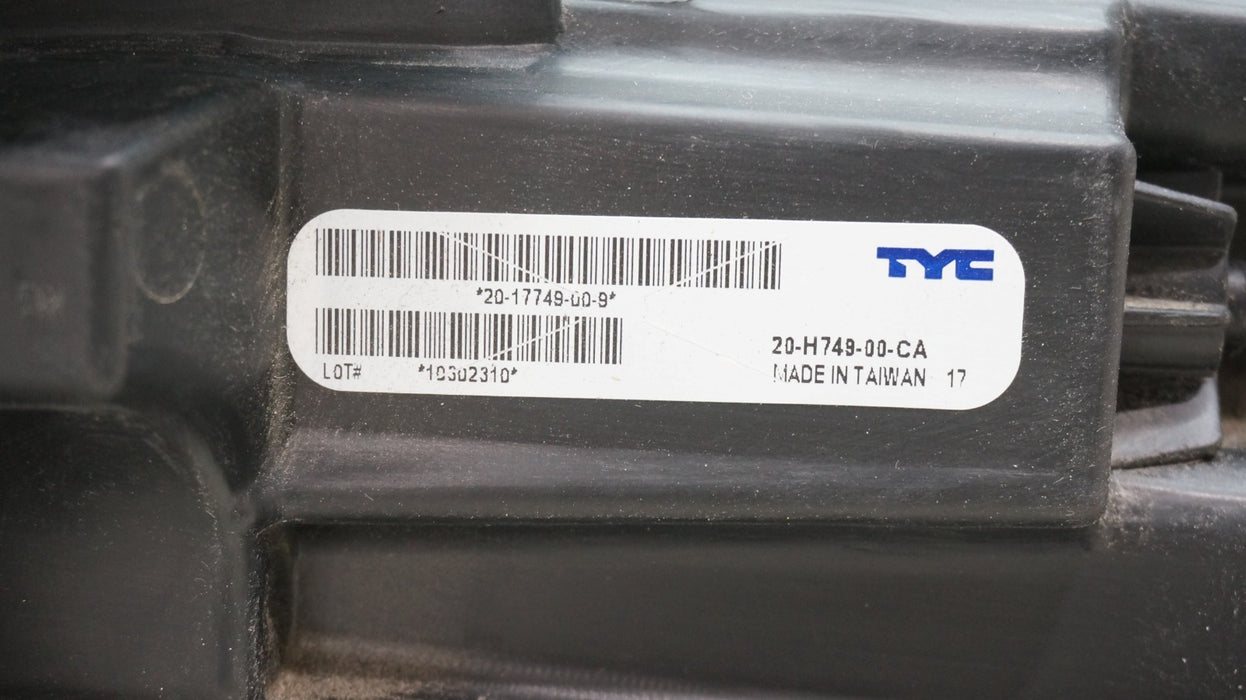 2021-2023 HYUNDAI ELANTRA FRONT RIGHT HALOGEN WITH LED HEADLIGHT AFTERMARKET