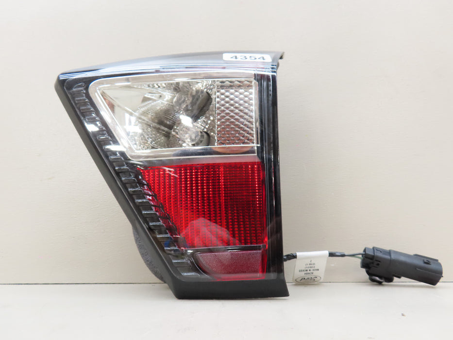 2017-2019 FORD ESCAPE TAIL LIGHT INNER PASSENGER RIGHT SIDE OEM GJ54-13A602-BF