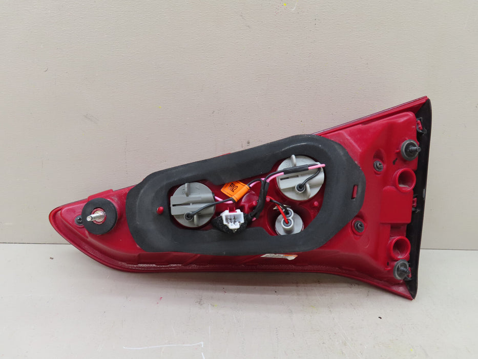 2016 2017 2018 HYUNDAI TUCSON REAR LEFT DRIVER TAIL LIGHT INNER OEM 92403-D3
