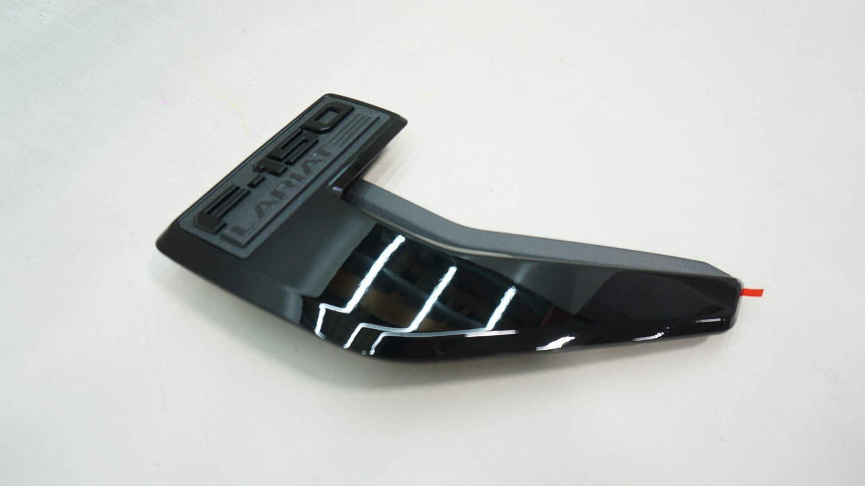 2021-2025 FORD F150 LARIAT LEFT DRIVER SIDE FENDER VENT EMBLEM OEM NL3Z-16720-G