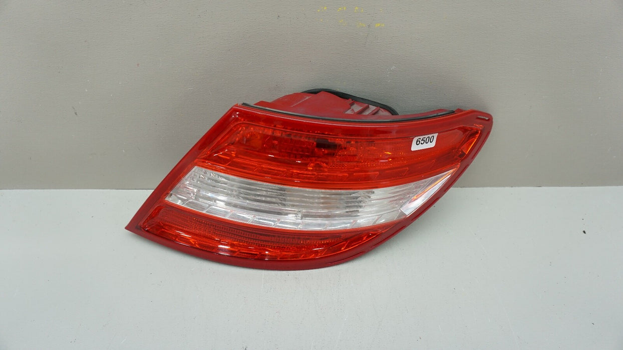 2008-2011 MERCEDES C-CLASS REAR RH RIGHT PASSENGER SIDE HEADLIGHT OEM