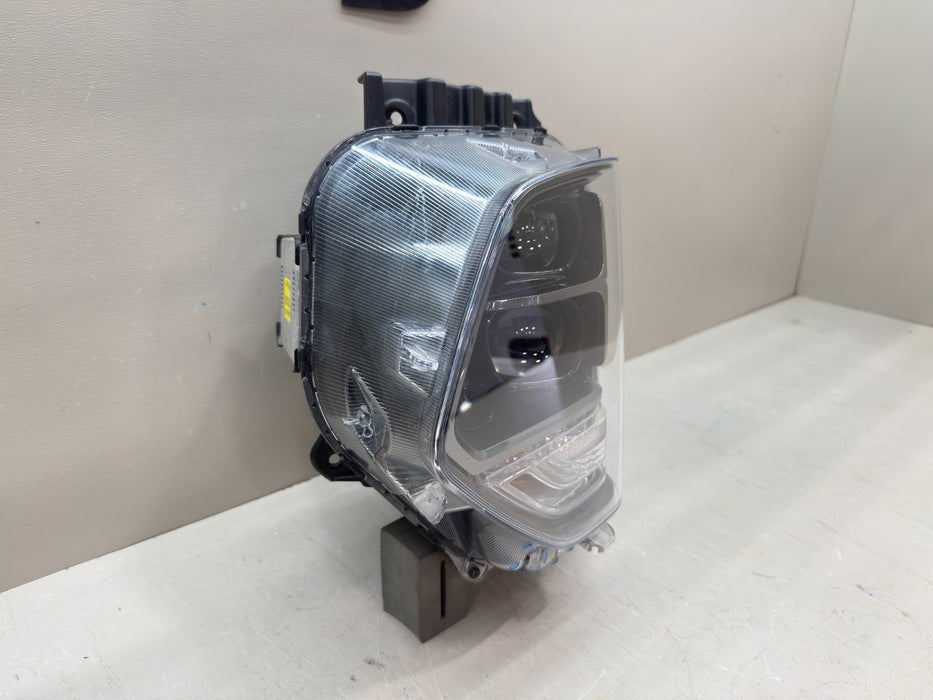 2019-2020 HYUNDAI SANTA FE LH LEFT DRIVER LED HEADLIGHT OEM