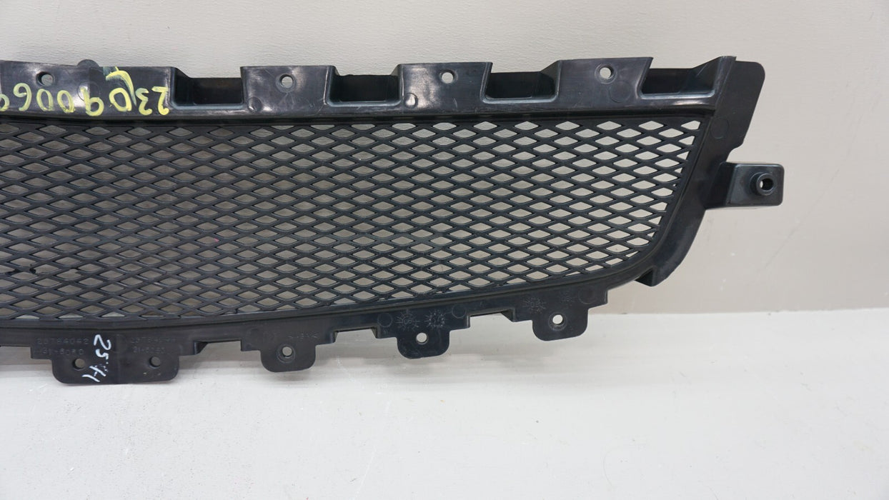 2008-2012 CHEVROLET MALIBU FRONT CENTER BUMPER RADIATOR GRILLE OEM 25784042