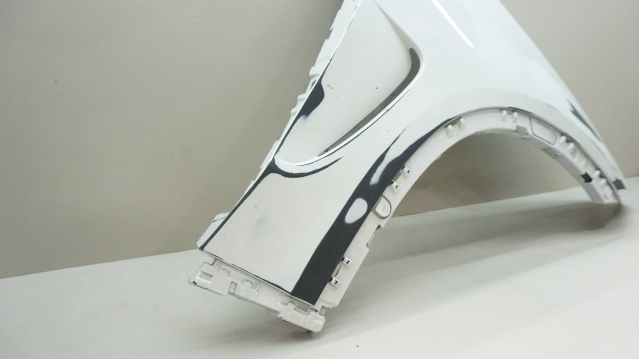 2014-2018 BMW X5 F15 RH RIGHT PASSENGER FRONT FENDER 51658056338 51657373542 OEM