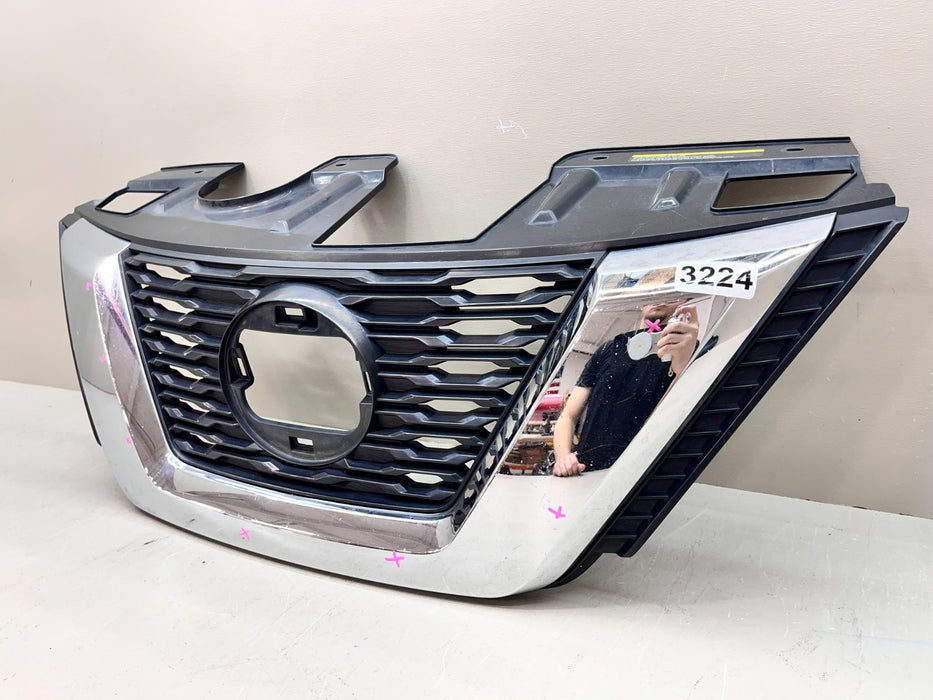 2017-2020 NISSAN ROGUE SPORT FRONT GRILLE GRILL 62310-5HR5A OEM
