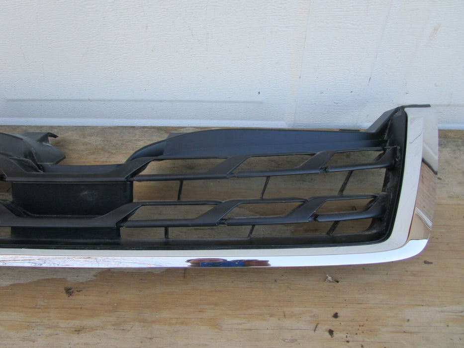 17 18 SUBARU FORESTER FRONT GRILL GRILLE OEM