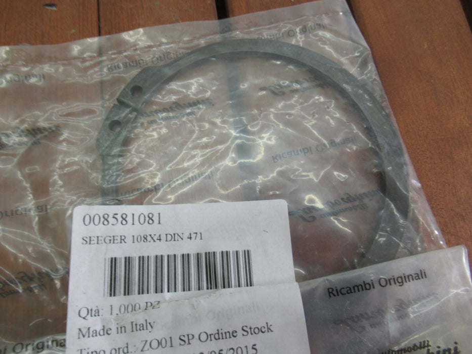1993-1998 LAMBORGIHI DIABLO 5.7L RETAINER RING & SPACER SEAL SET OF 2 OEM
