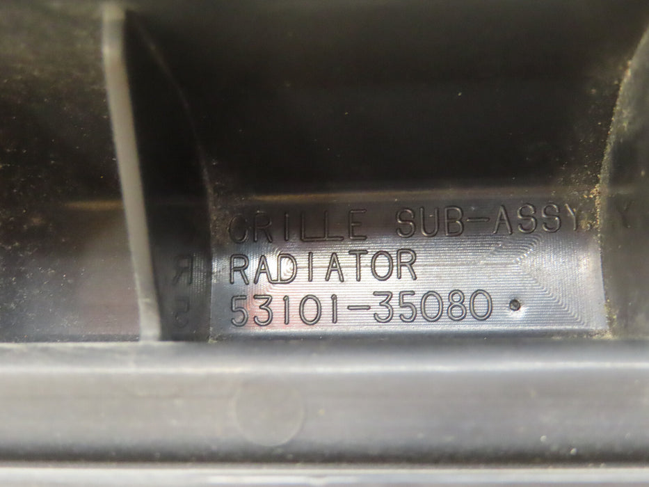 2015-2018 TOYOTA 4RUNNER FRONT RADIATOR GRILLE GRILL OEM