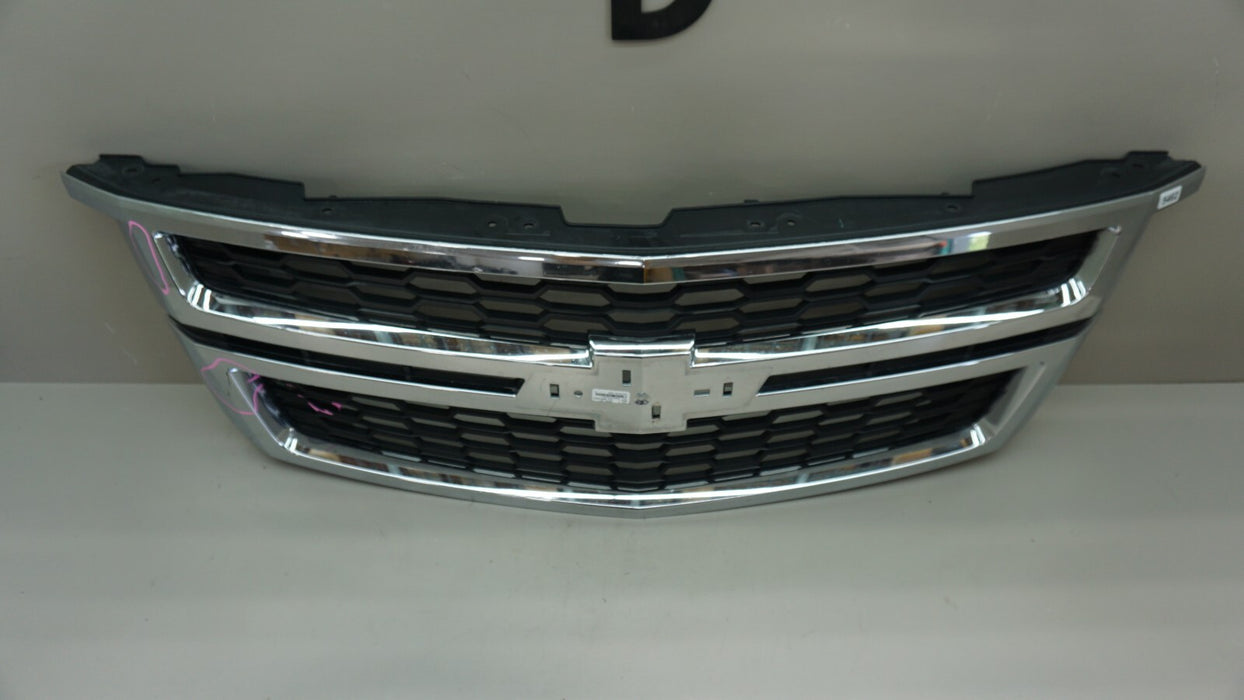 2015-2020 CHEVROLET TAHOE SUBURBAN FRONT BUMPER RADIATOR GRILLE OEM 23440914