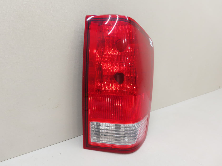 2004-2015 NISSAN TITAN REAR RIGHT PASSENGER SIDE TAIL LIGHT LAMP OEM 265507S216