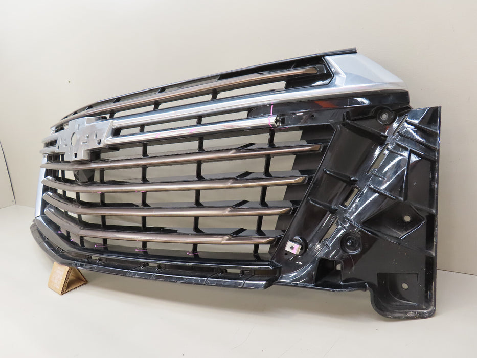 2022 2023 CHEVROLET TRAVERSE FRONT RADIATOR GRILL GRILLE OEM