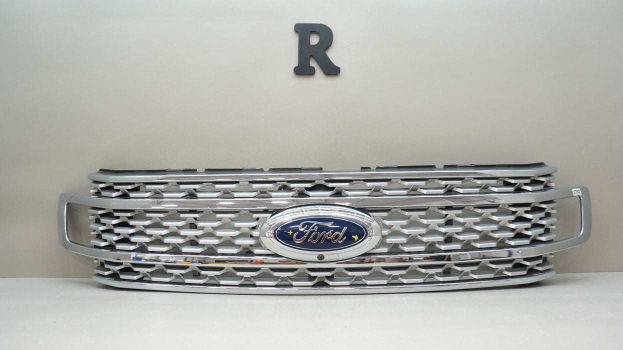 2018-2021 FORD EXPEDITION MAX PLATINUM FRONT GRILLE W / CAMERA OEM JL1B-8200-PHW
