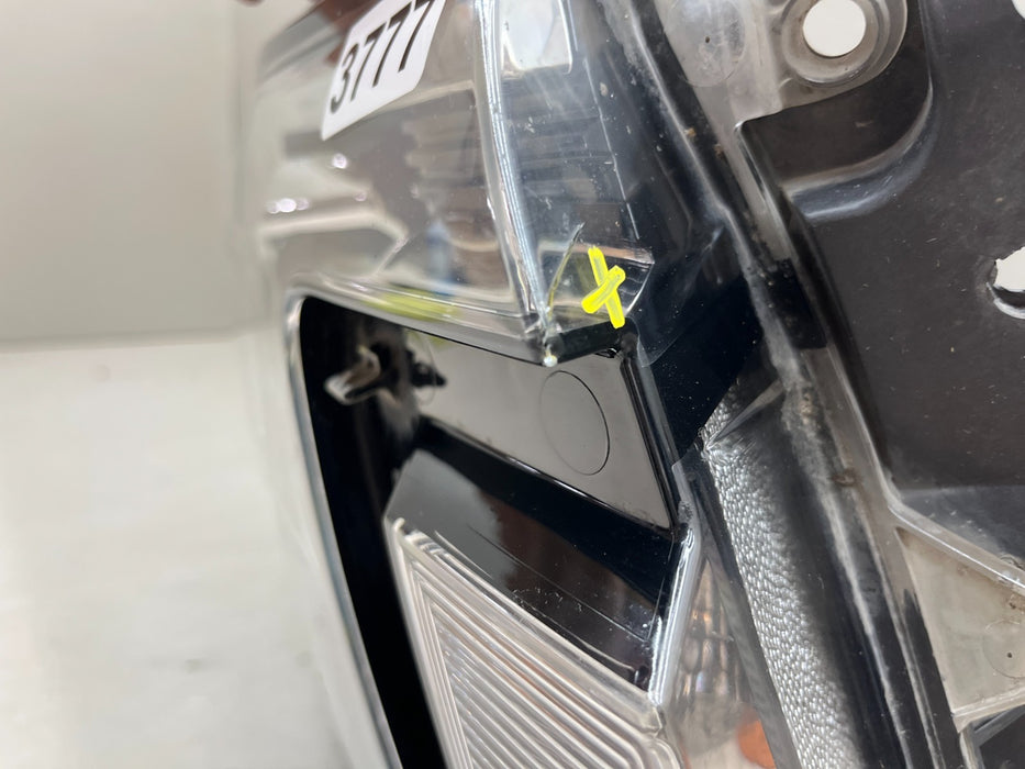 2018-2021 FORD EXPEDITION RH PASSENGER HEADLIGHT JL1B-13005-A OEM