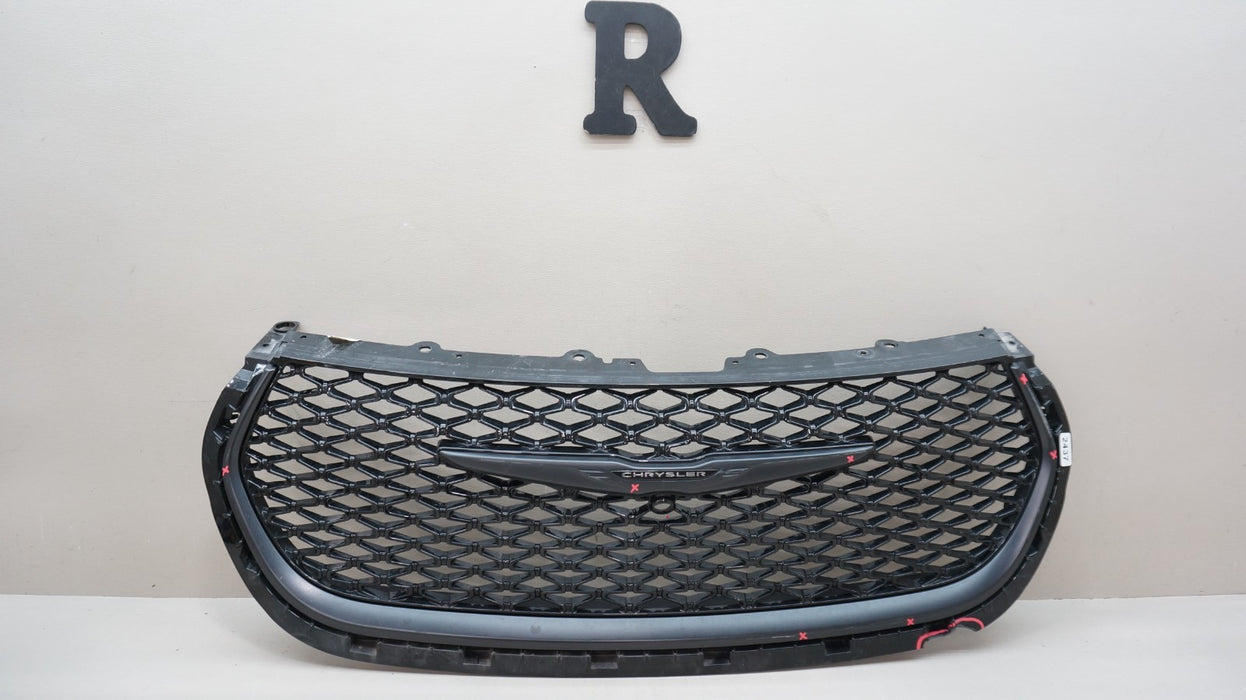 2021-2023 CHRYSLER PACIFICA FRONT CENTER RADIATOR GRILLE 6WF26TRMAC OEM