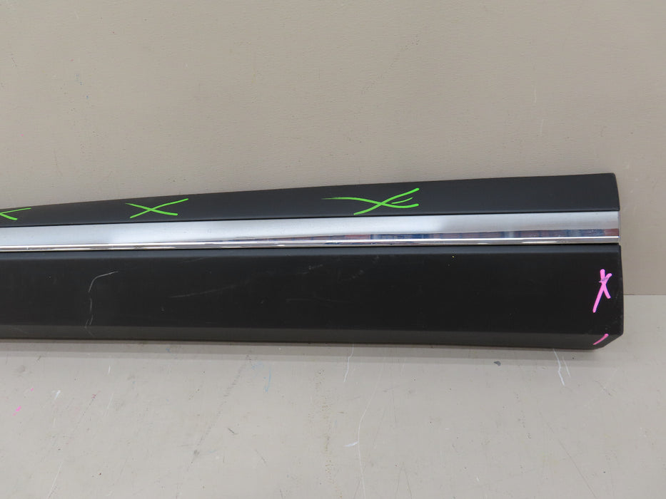 2021-2024 NISSAN ROGUE  FRONT DRIVERS LEFT SIDE DOOR MOLDING OEM 80871 6RR0B