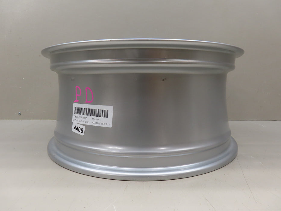 2015-2018 PORSCHE MACAN WHEEL DOUBLE SPOKE RIM 8.5Jx19 OEM 95B60102FQ88Z
