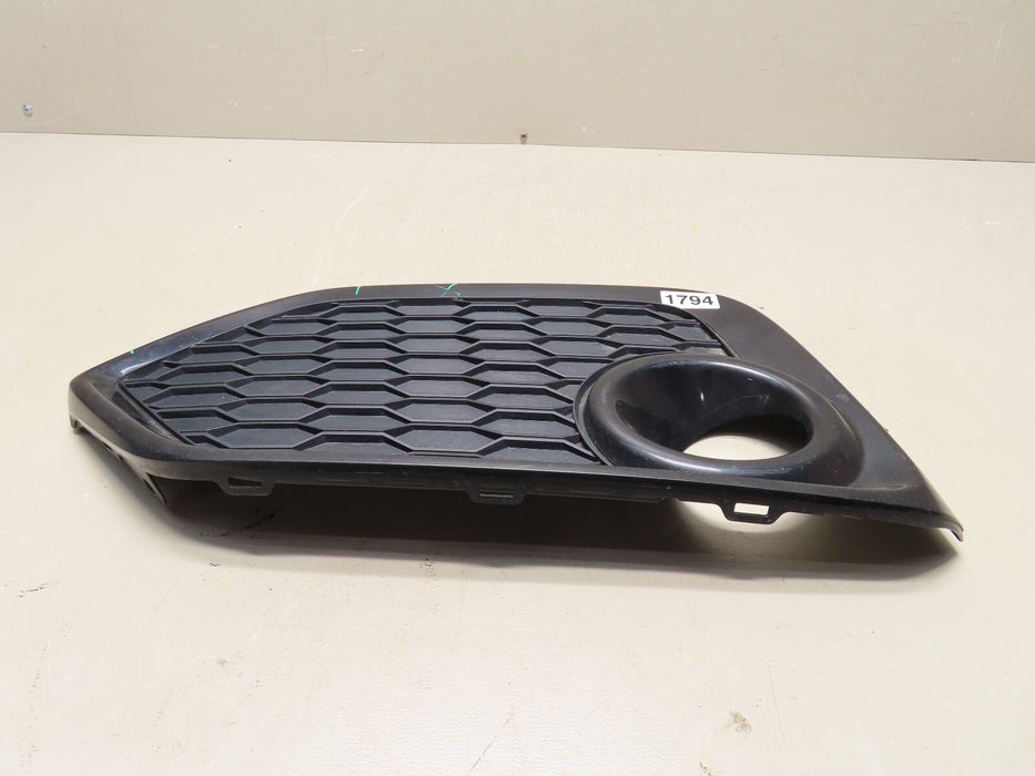 2017 2018 HONDA CIVIC FRONT LEFT DRIVER FOG LIGHT COVER BEZEL OEM P#71108-TGG-A2