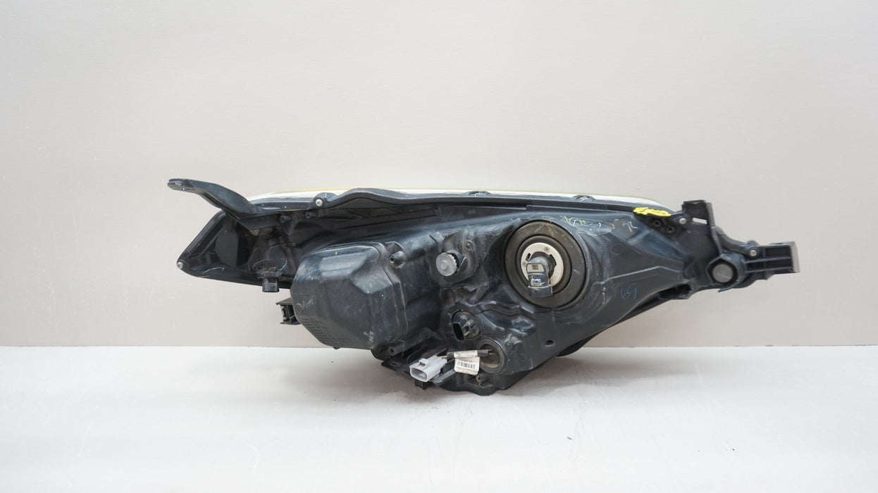 2014-2016 TOYOTA COROLLA FRONT LEFT DRIVER SIDE HALOGEN HEADLIGHT OEM