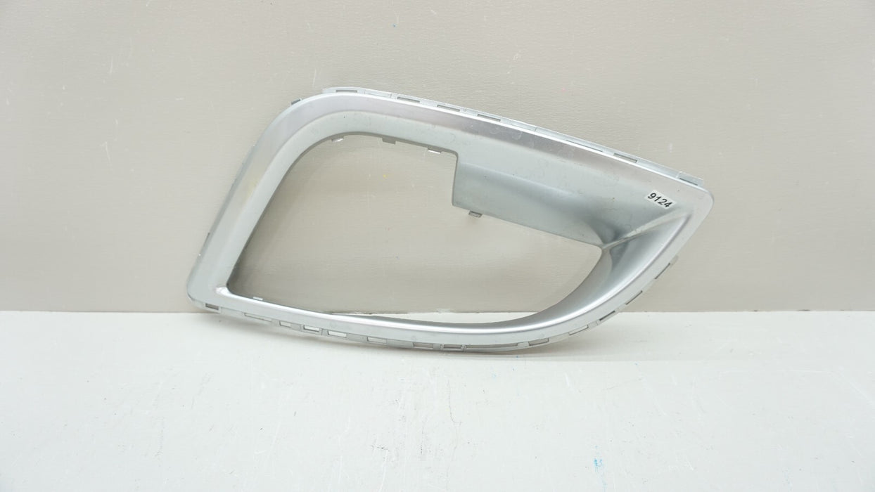 2010-2016 BUICK REGAL FRONT RIGHT FOG LIGHT TRIM COVER OEM 13267844