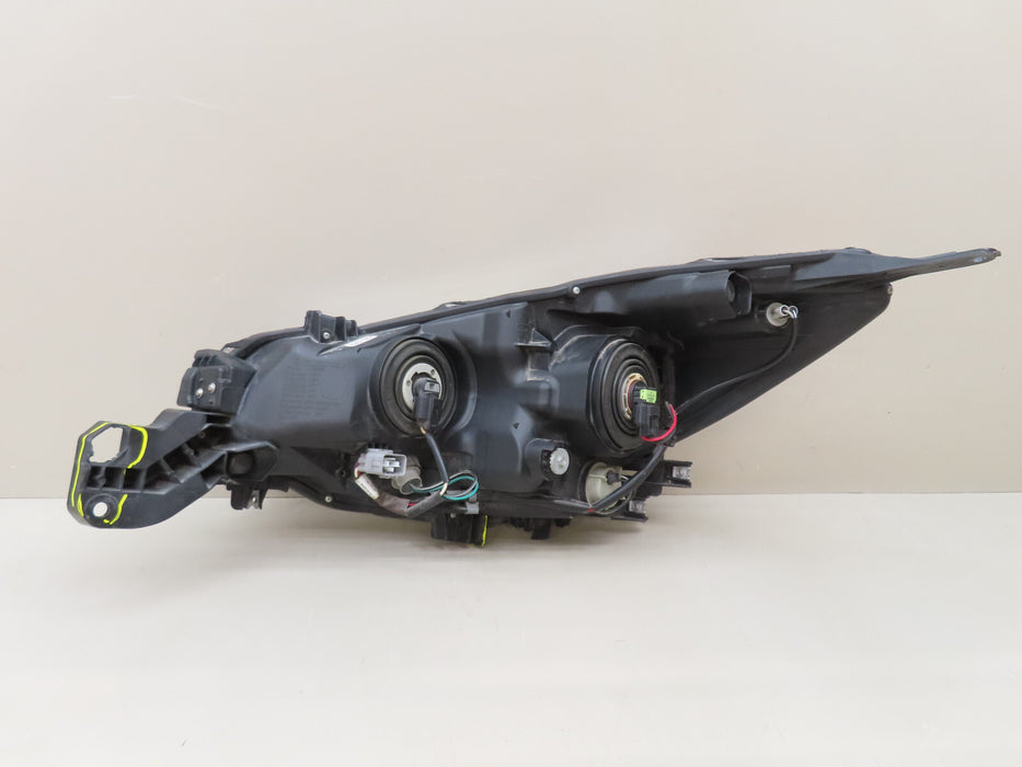 2015-2017 SUBARU OUTBACK FRONT RIGHT PASSENGER SIDE HEADLIGHT HALOGEN OEM