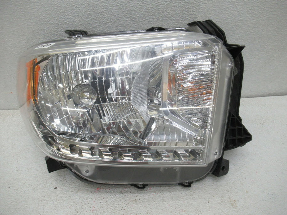 2014-2017 TOYOTA TACOMA FRONT PASSENGER SIDE HEADLIGHT HEADLAMP HALOGEN OEM