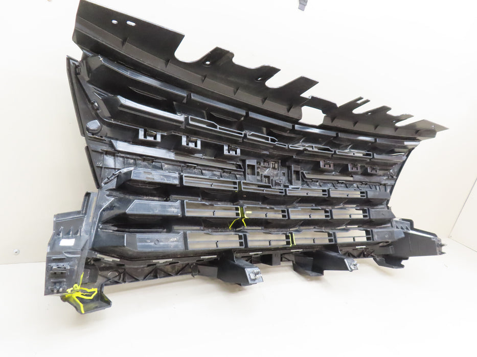 2021-2022 CHEVROLET COLORADO FRONT BUMPER RADIATOR GRILLE OEM