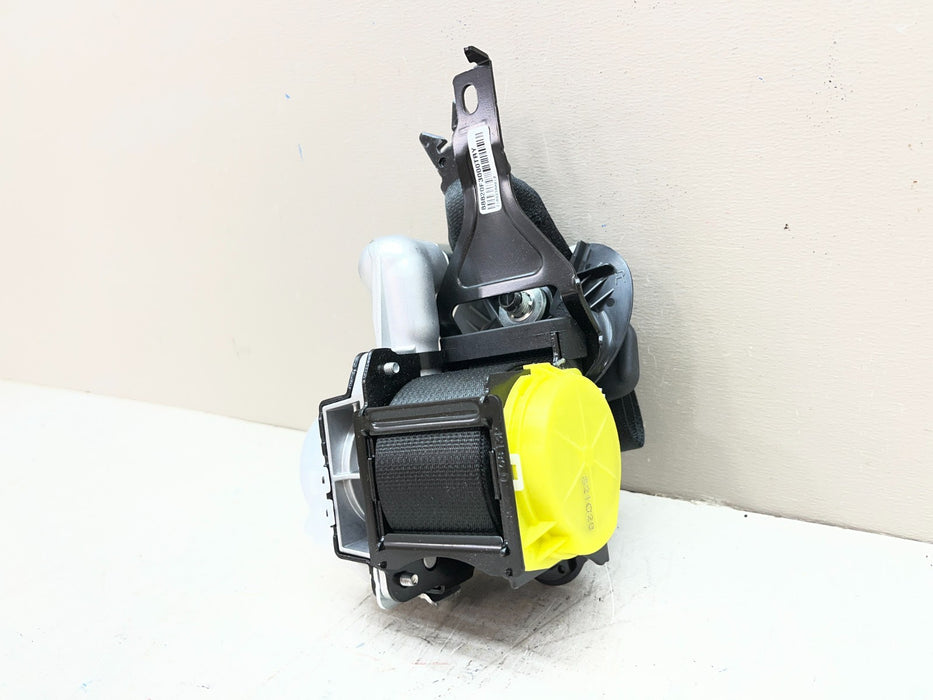 2017-2020 HYUNDAI ELANTRA FRONT RH RIGHT PASSENGER SEAT BELT 88820F3000TRY OEM