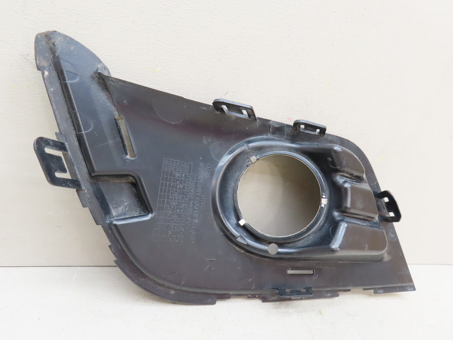 2016 2017 2018 BUICK ENVISION FRONT RIGHT PASSENGER FOG LIGHT COVER BEZEL OEM
