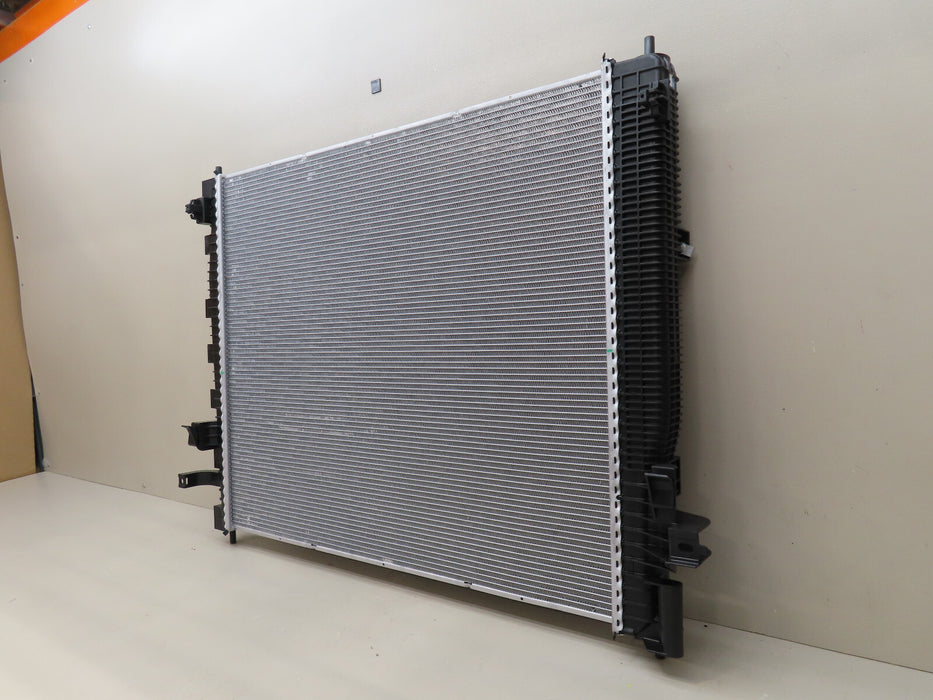 2018-2021 CHEVROLET TRAVERSE 3.6L ENGINE COOLANT RADIATOR OEM 86801855