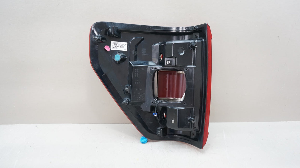 2021-2023 FORD F-150 F150 REAR RIGHT SIDE BLIND SPOT TAIL LIGHT OEM ML34-13B504