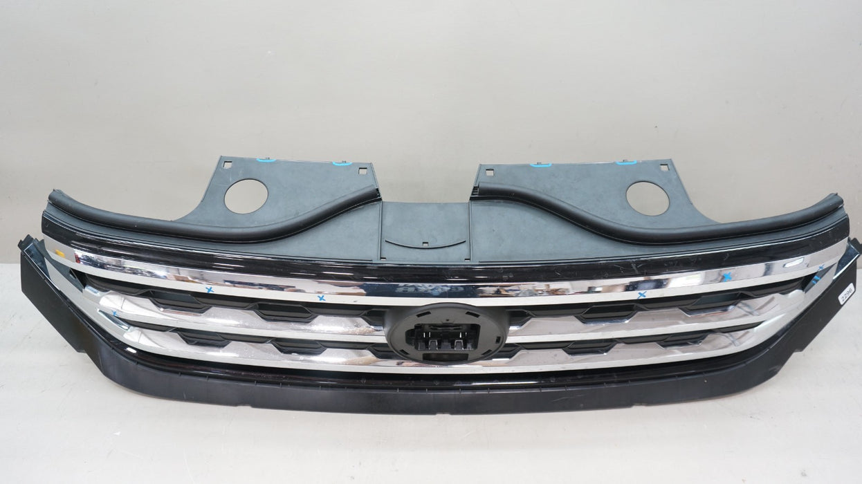 2020-2023 VOLKSWAGEN ATLAS FRONT UPPER RADIATOR GRILLE GRILL 3CM853653 OEM