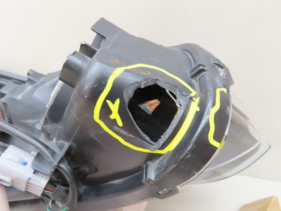 2018-2022 SUBARU CROSSTREK FRONT LEFT DRIVER HEADLIGHT HALOGEN OEM