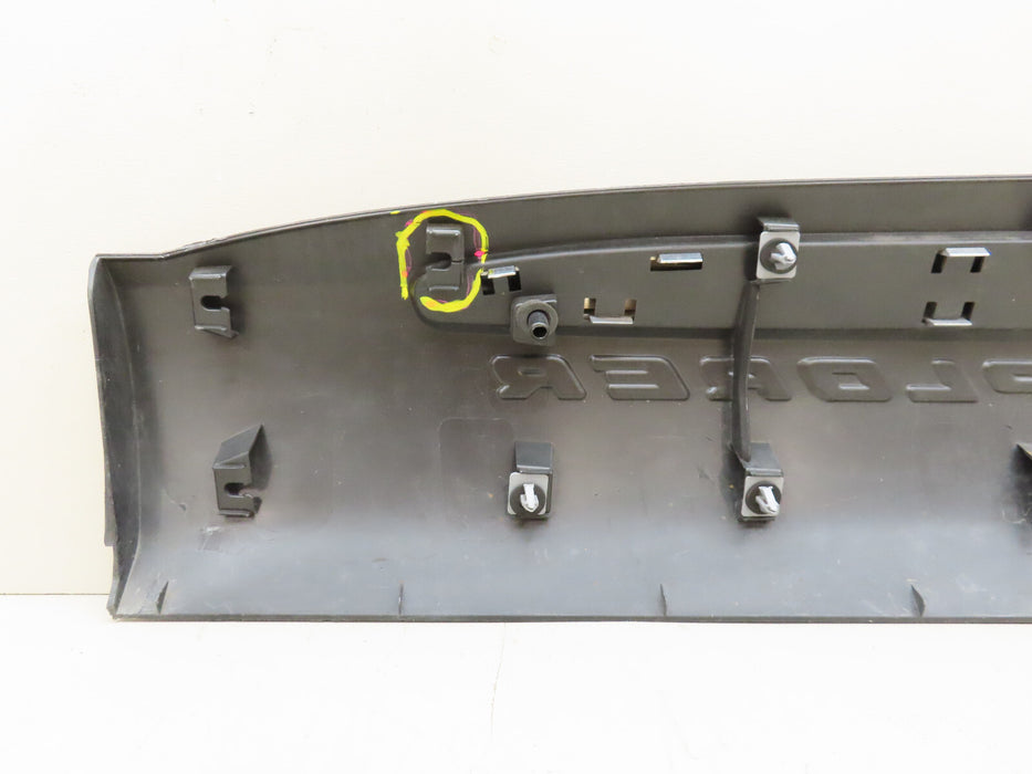 2020-2021 FORD EXPLORER FRONT RIGHT PASSENGER DOOR LOWER MOLDING OEM LB5B-S20848