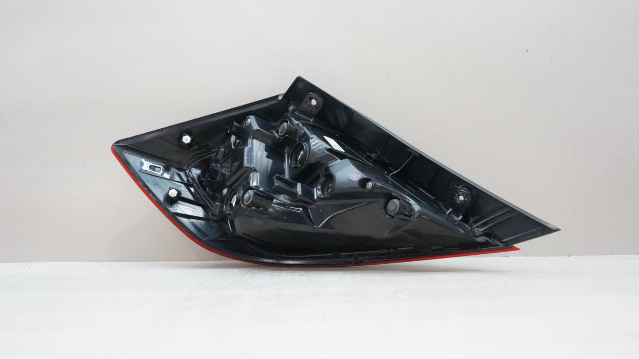 2016-2021 HONDA CIVIC REAR RIGHT PASSENGER SIDE OUTER TAIL LIGHT OEM