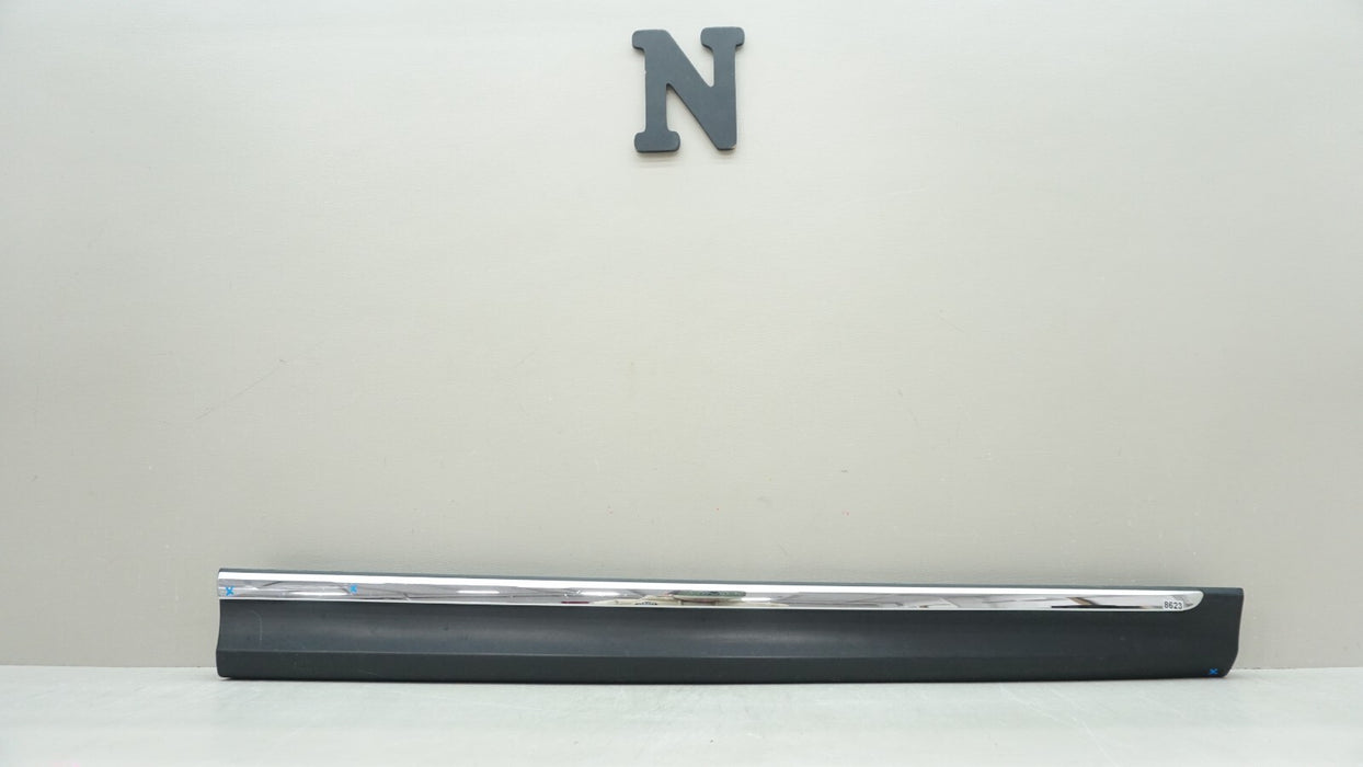 2014-2015 SUBARU FORESTER FRONT RIGHT DOOR TRIM MOLDING OEM 91112SG120