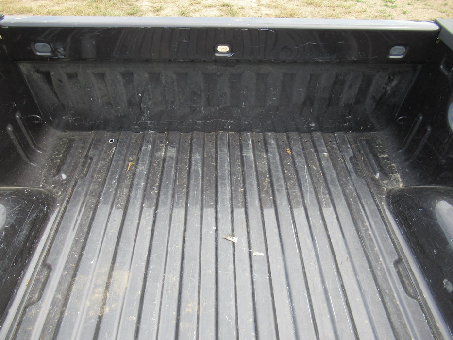 2014-2018 CHEVROLET SILVERADO 1500 Z71 5'9" REAR SHORT BED OEM