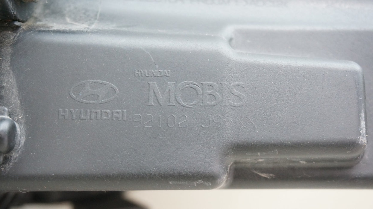 2022-2023 HYUNDAI KONA FRONT RIGHT SIDE HALOGEN HEADLIGHT OEM 92102J9520