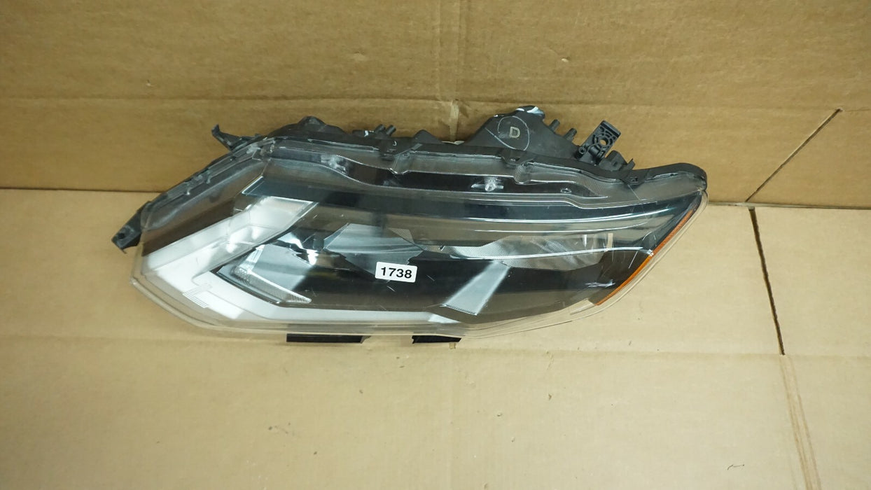 2017-2019 NISSAN ROGUE FRONT LEFT DRIVER SIDE HEADLIGHT HALOGEN HEADLAMP OEM