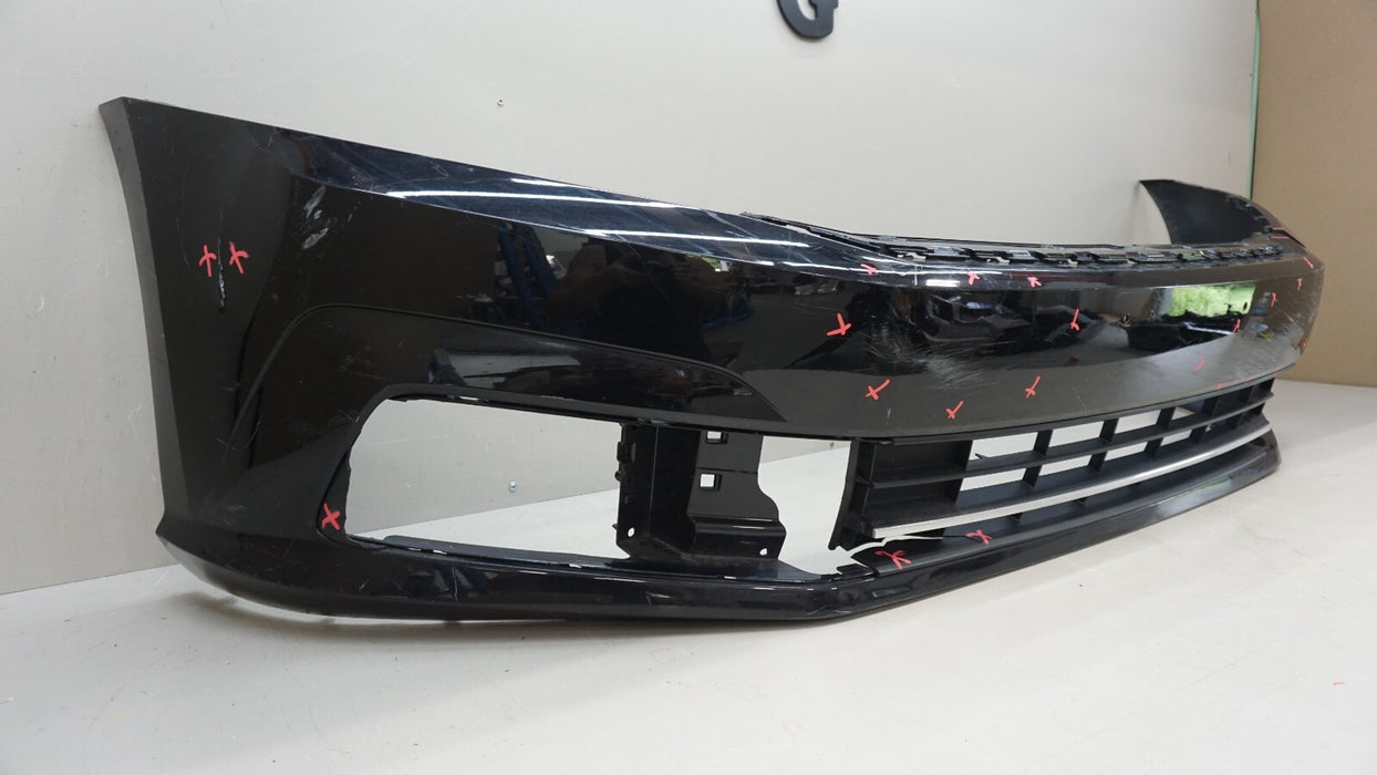 2016-2018 VOLKSWAGEN PASSAT FRONT BUMPER COVER W/ LOWER GRILLE OEM 561853677H