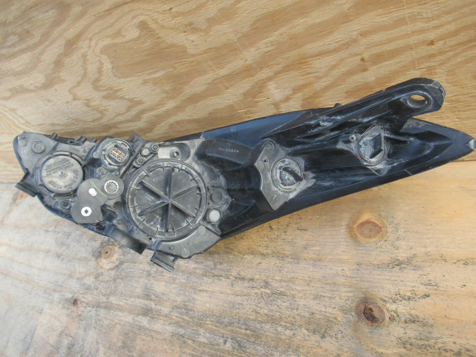 2014-2016 HYUNDAI ELANTRA RIGHT PASSENGER SIDE HEADLIGHT HALOGEN HEADLAMP OEM